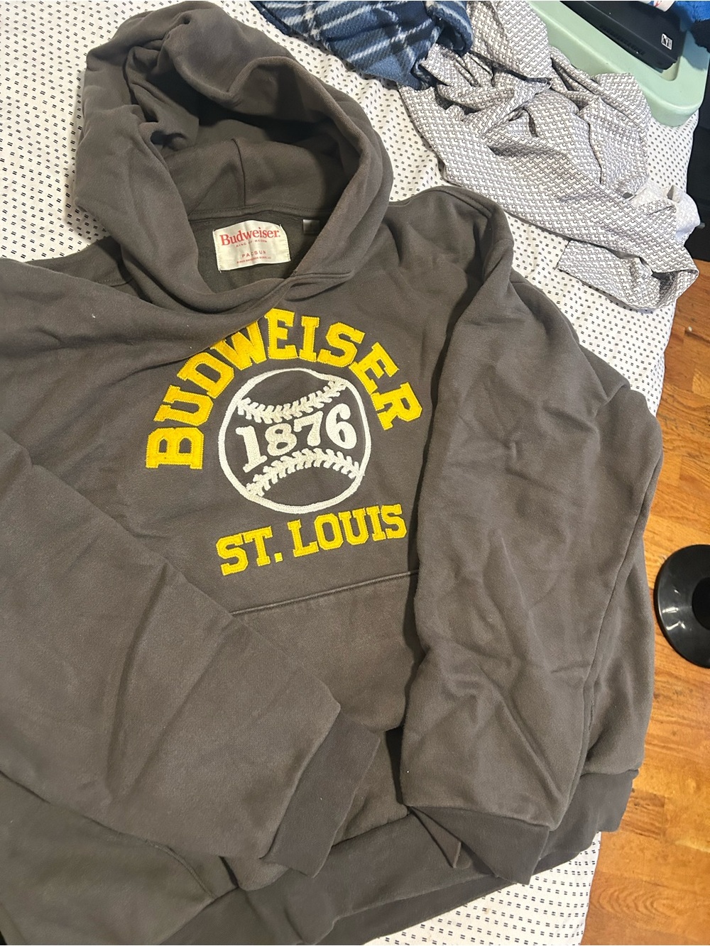 Budweiser Olive Green Crewneck Sweatshirt with Yellow Print